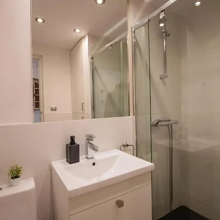 Апартаменты Apartamento *